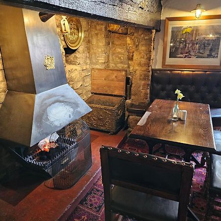 The Ship Inn Аундл Екстер'єр фото